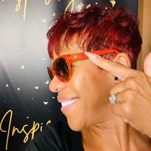 🔥🕶🔥VERSACE Fire! Yesss Queens these are RED HOT FIRE!